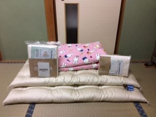 N26/大阪市北区在中のT様のベビ-布団の注文の依頼です。後1ヶ月で私の子供が生まれてきます。に。。。屋でベビ-布団を購入を考えていましたが、私の母親が来てポリエステル100%のお布団はだめやから買わないようにと言われました。そこで、私の行きつけのお布団屋さん【布団屋のおかもと】を紹介するので、お話でも聞いて聞いなさいと言われました。