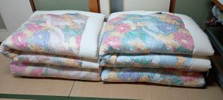 大阪府松原市在中の。。井様の４０年前の婚礼布団です。布団屋のおかもとのホームページを見てリフォームを考えています。