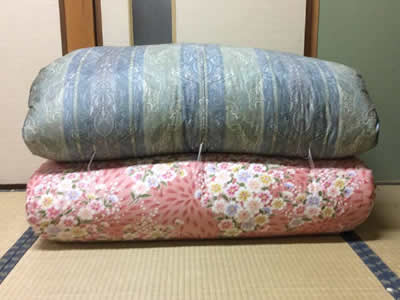 大阪市東住吉区内のSさんの11年前の当店の敷布団です。サイズは105×200の敷布団です。